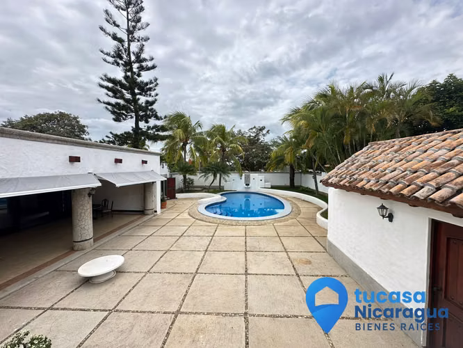 Rento Casa de Lujo en Santo Domingo con piscina - Imagen 3