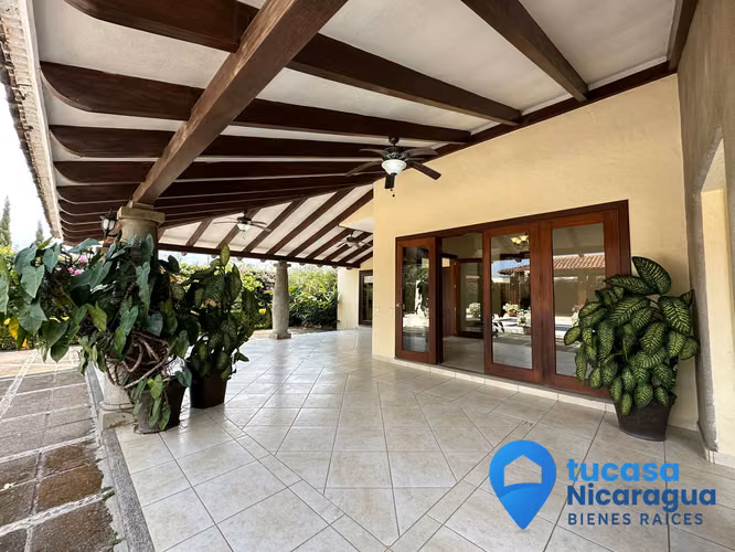 Rento casa con piscina en Santo Domingo Managua - Imagen 15