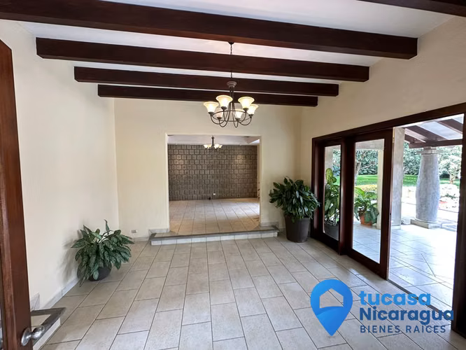 Rento casa con piscina en Santo Domingo Managua - Imagen 10