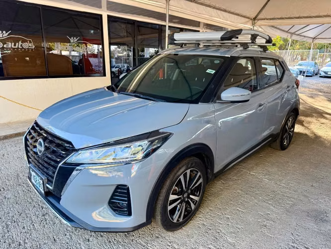 Nissan Kicks Advance año 2023