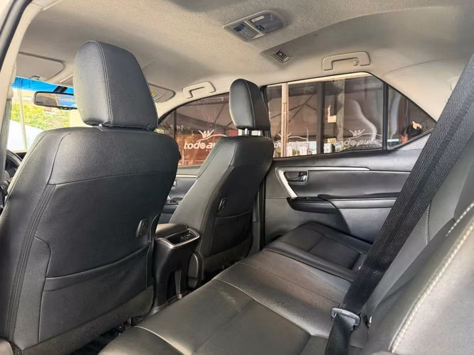 Toyota Fortuner SRV año 2021