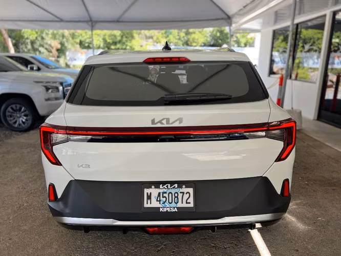Kia k3 Cross año 2026