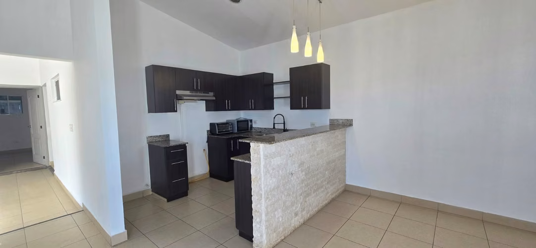 Casa en venta en residencial la floresta