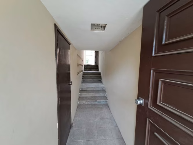 Venta de Propiedad en Bolonia ideal para oficinas o cualquier otro negocio