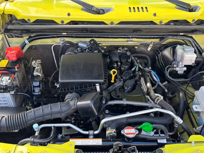 SUZUKI JIMNY 2023
