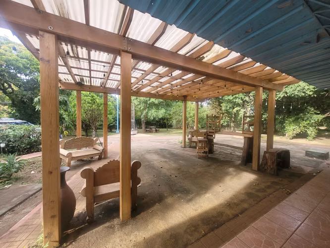 Venta de Hermosa Quinta – Las Jagüitas, Managua