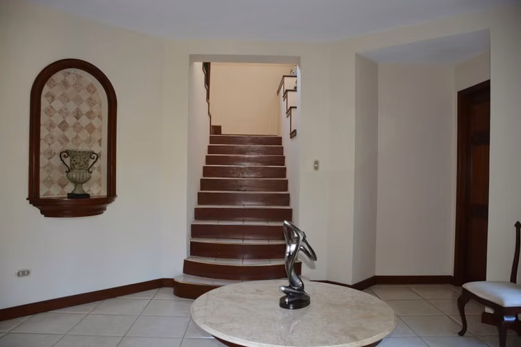 Residencia de Lujo en Carretera Sur |Piscina, Terrazas y Espacios Amplios |Precio U$570,000 dólares - Imagen 12