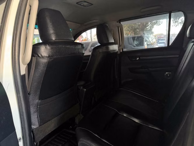 Toyota Hilux SRV año 2017