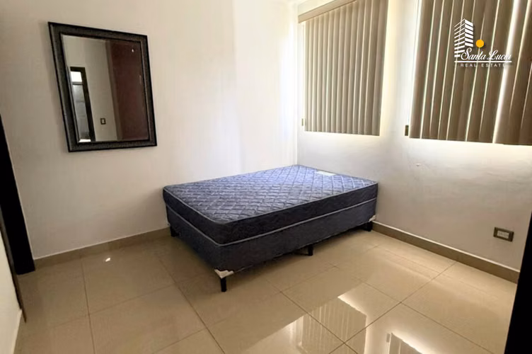  Venta de Hermosa Casa de doble altura en Condominio de Santo Domingo - LL