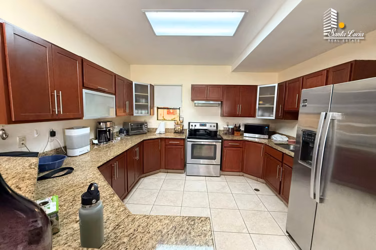  ¡Apartamento en Renta en Villa Fontana Sur!  - LL