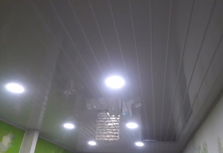 TRANSFORMA TU ESPACIO CON ACABADOS PROFESIONALES