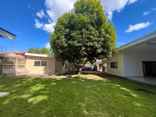 DOBLE TERRENO EN BOSQUES DE CAPISTRANO