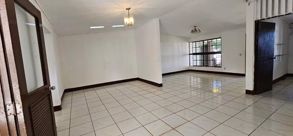 RENTA EN LINDA VISTA / U$850