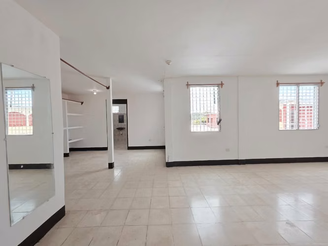 ¡A Minutos del Aeropuerto! Casa de 4 Habitaciones en Montecristi Ahora en $105,000 - Imagen 17