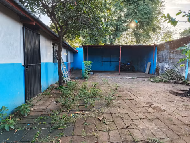 NO-AMPLIA casa en VENTA en León - Imagen 4
