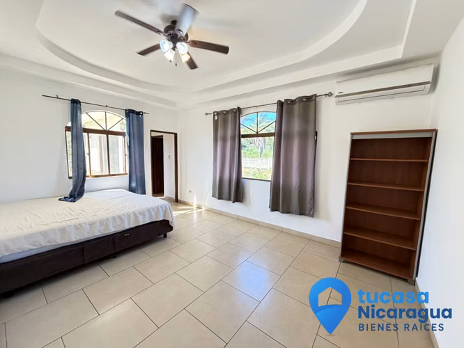 Rento Casa Amueblada en Santo Domingo – 5 Habitaciones | Piscina Privada | Finos Acabados
