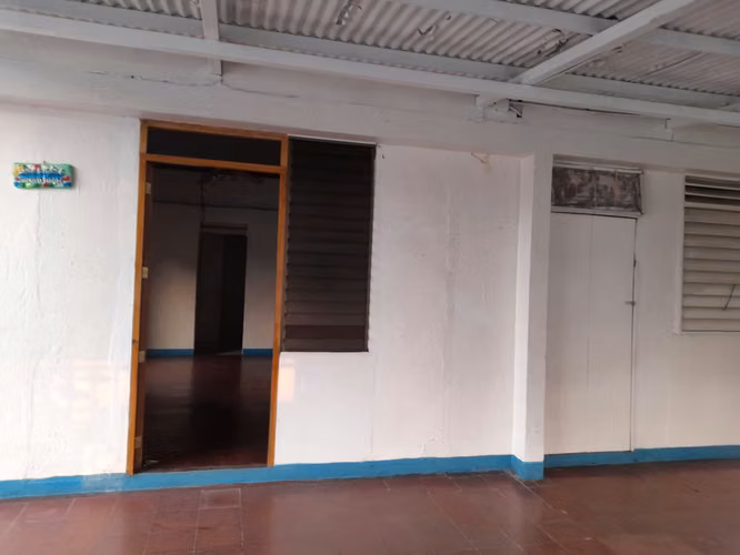 AP-Vendo casa en Colonia Morazan
