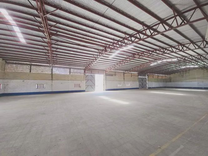Bodega Almacenamiento 1,650 Mtr2 Carretera Norte