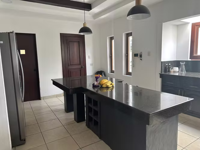 Venta / Renta hermosa casa en Altos de Santo Domingo 0511