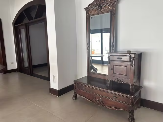 Venta / Renta hermosa casa en Altos de Santo Domingo 0511