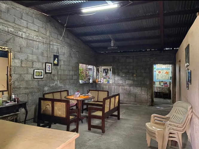 Vendo casa en barrio el recreo