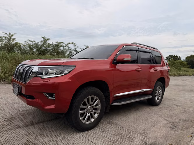 TOYOTA PRADO VX 