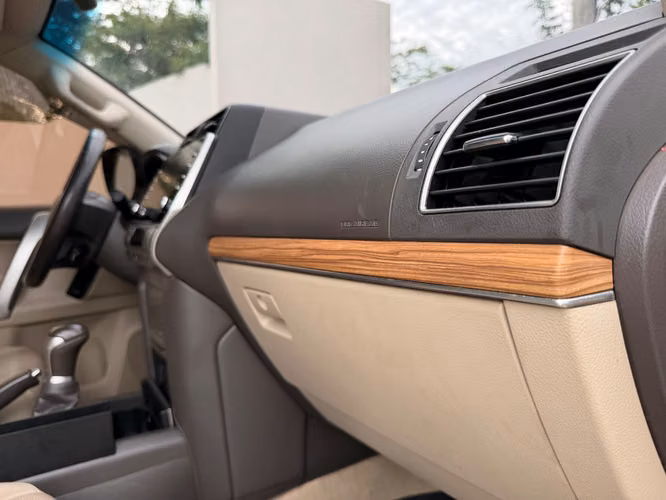 TOYOTA PRADO VX 