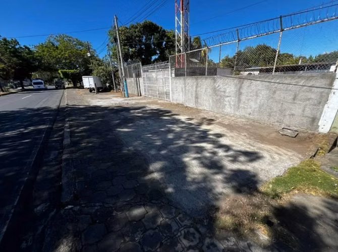 Rento local comercial ubicado en masaya a orillas de la calle principal - Imagen 6