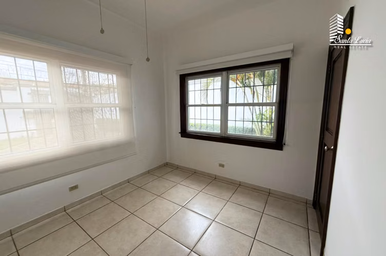  Linda Casa en La Estancia de Santo Domingo  LL