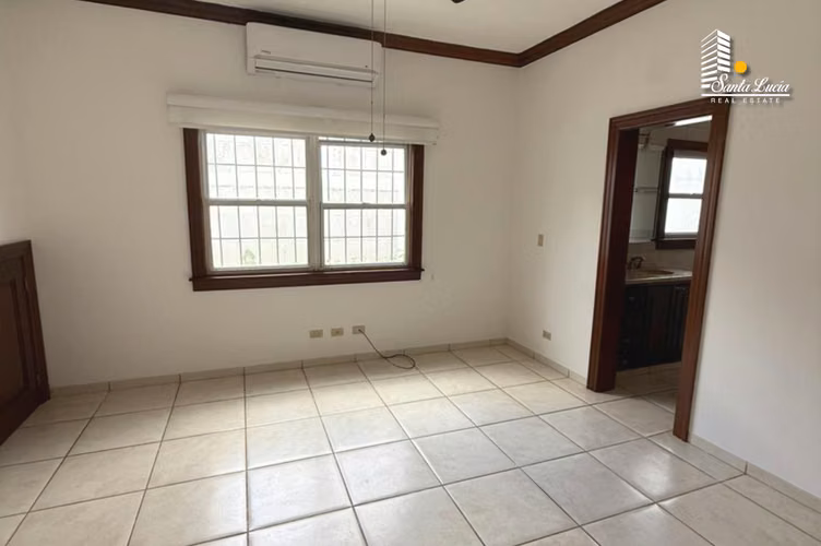  Linda Casa en La Estancia de Santo Domingo  LL