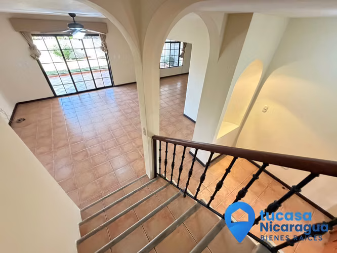 Se Alquila Casa en Villa Fontana – 4 Habitaciones | Condominio con Piscina y Casa Club - Imagen 17