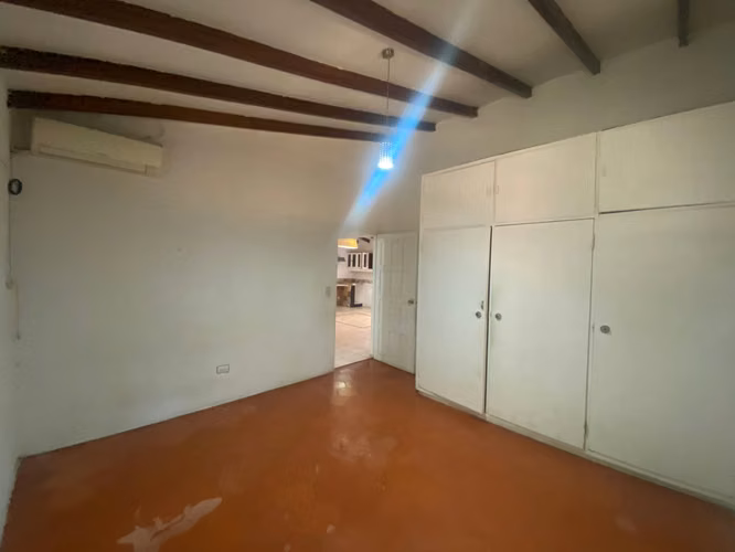 Se renta casa en carretera a Masaya, estilo campestre.