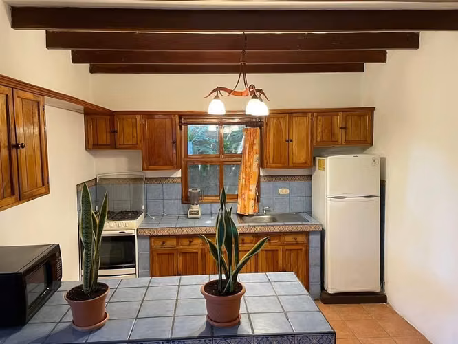 Se Renta Precioso apartamento ubicado en Las Colinas. - Imagen 3