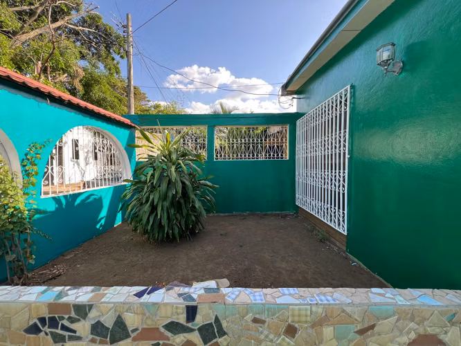 FH-Venta de casa en residencial Los Arcos - Imagen 6