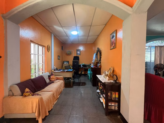 Venta de Propiedad en Barrio Santa Ana