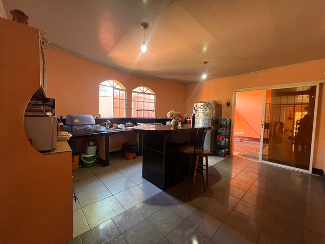 Venta de Propiedad en Barrio Santa Ana