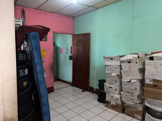 Edificio Comercial en Venta en el Mercado Orientalm- Zona Comercial Premium - Imagen 11