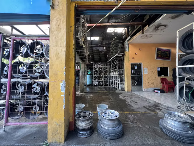 Edificio Comercial en Venta en el Mercado Orientalm- Zona Comercial Premium - Imagen 4