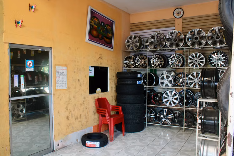 Edificio Comercial en Venta en el Mercado Orientalm- Zona Comercial Premium - Imagen 8