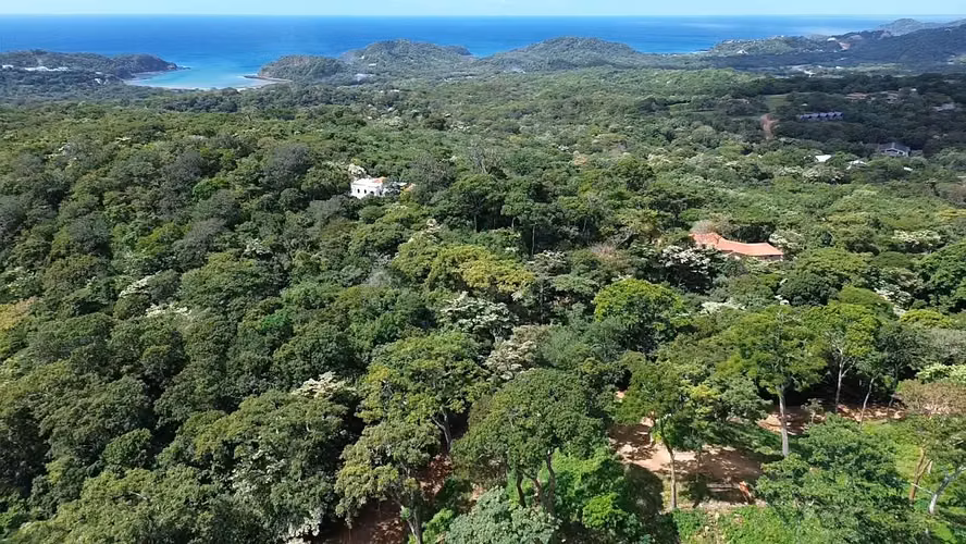 Lote con Doble Vista al Océano – Bahía de San Juan del Sur y Playa Marsella