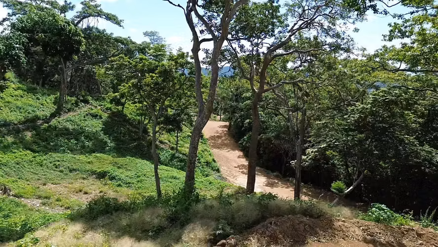 Lote con Doble Vista al Océano – Bahía de San Juan del Sur y Playa Marsella
