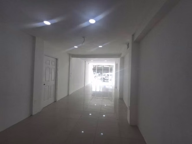 CF.OPORTUNIDAD COMERCIAL ÚNICA EN CIUDAD JARDÍN 