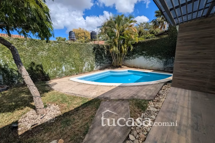 Renta en las cumbres condominio exclusivo!