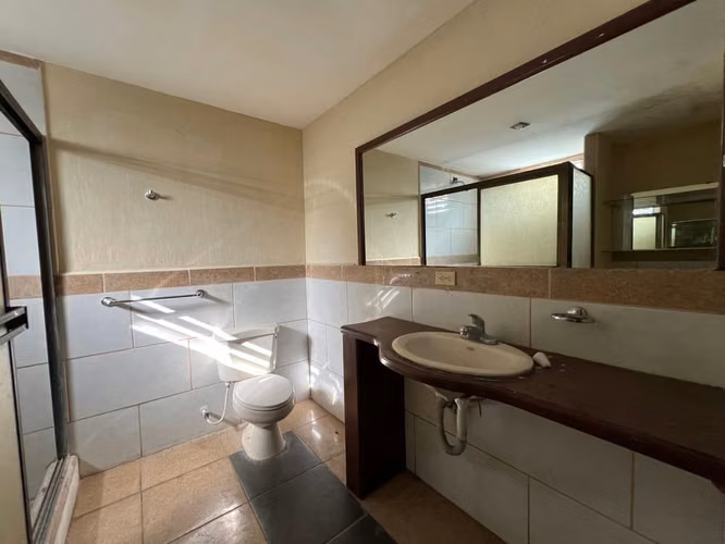 RESIDENCIAL LOS ARCOS / U$88,000