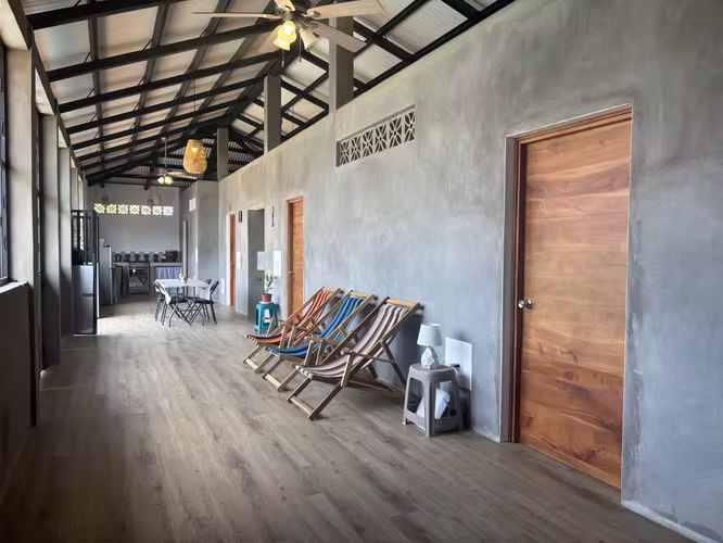 Casa A ESTRENAR de 3 habitaciones con piscina