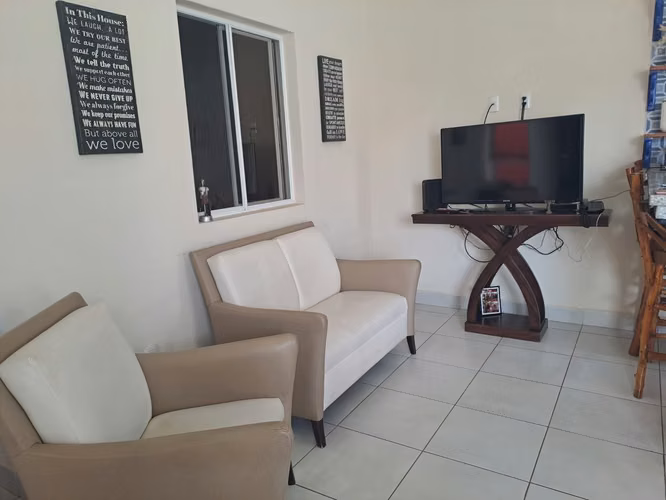 VENTA DE CASA EN RESIDENCIAL LA FLORESTA – Carretera a Masaya - Imagen 13