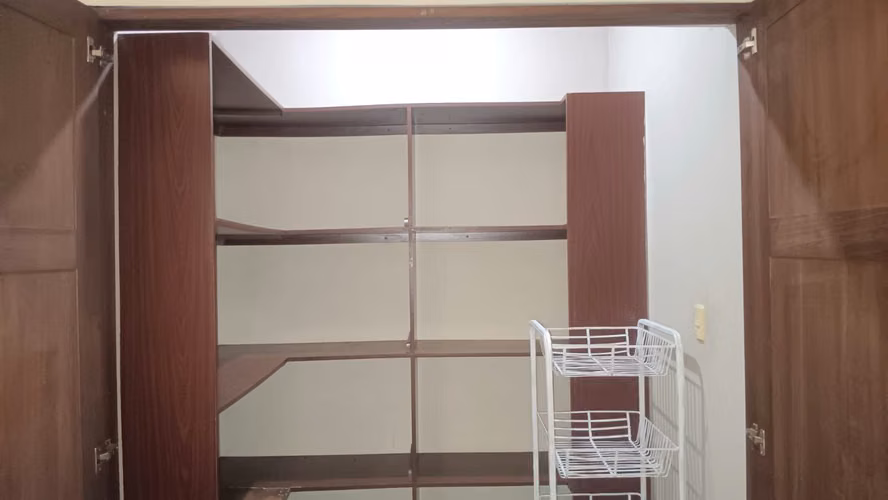 FH- Casa en Renta en Las Colinas - Imagen 18