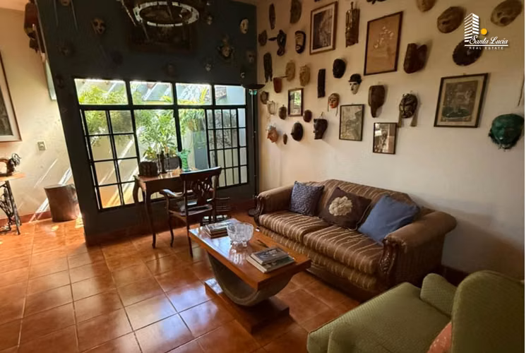 Propiedad en venta – preciosos lotes con casa en las colinas / LL