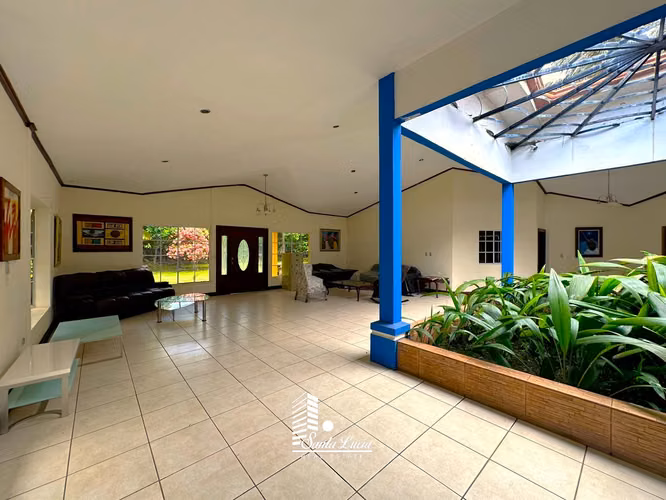 Preciosa casa en la zona de Carretera Masaya – LL - Imagen 8