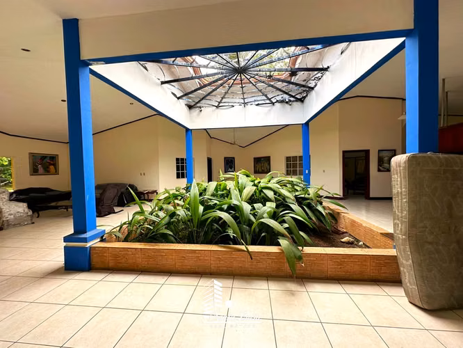 Preciosa casa en la zona de Carretera Masaya – LL - Imagen 7